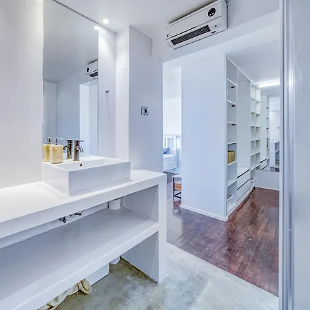 Apartamento Luxury 4 Bedroom With 3 Bathroom Lisbon Walking Distance To