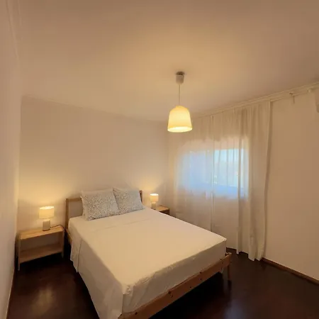 Lejlighed Luxury 4 Bedroom With 3 Bathroom Lisbon Walking Distance To Cascais
